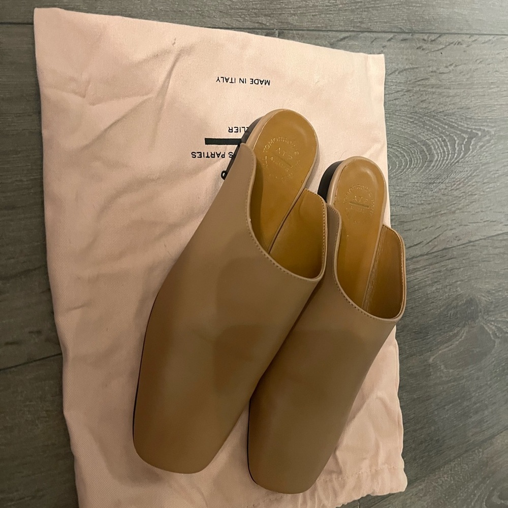Brand New Elegant Tan Leather Mules - Picture 4 of 7
